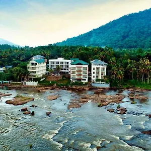 3* Aparthotel Athirapilly River